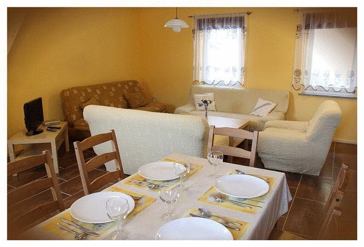Apartamento Krokus Piechowice Habitación foto